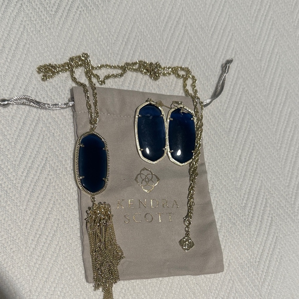 Kendra Scott Danielle Gold Drop Earrings in Navy Glass and matching pendant